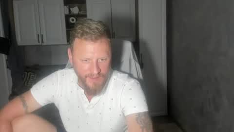 Snapshot of alexboy2022 chatting on June 17, 10:39 am onlyfans..alexyno2022 online show from June 17, 10:39 am