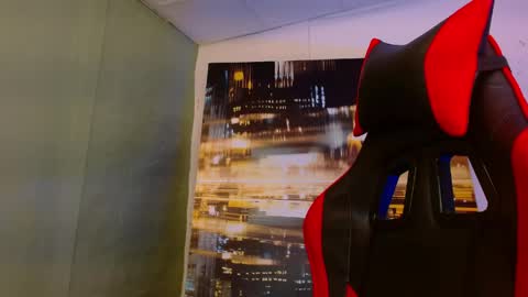 Snapshot of alexgiraldo__ chatting on May 21, 1:18 pm alexgiraldo__ online show from May 21, 1:18 pm