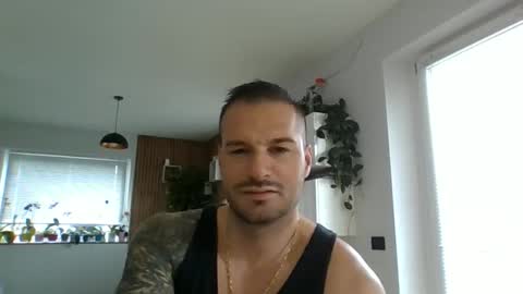 Snapshot of alexgrandi2024 chatting on February 8, 2:31 pm rey ale84 online show from February 8, 2:31 pm