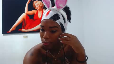 alexia_sinclaire24 online show from November 1, 12:56 am