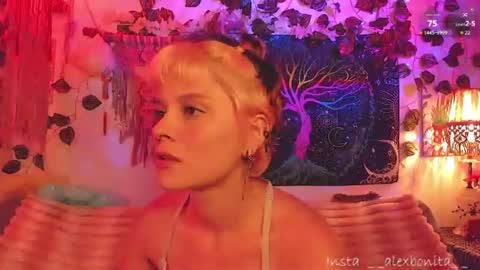 Snapshot of alexiafisher_ chatting on July 5, 10:50 pm Alex online show from July 5, 10:50 pm