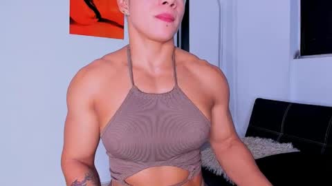 Snapshot of alexiafit chatting on May 1, 9:08 pm alexiafit online show from May 1, 9:08 pm