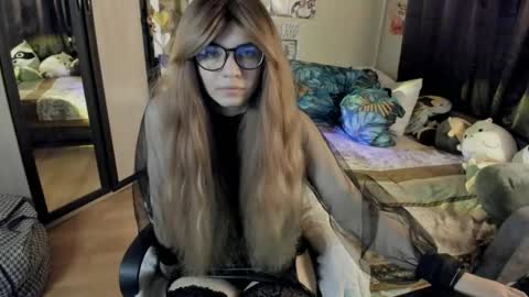 alexiamaiex online show from April 20, 1:08 am