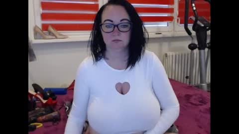 alexie33 online show from January 20, 11:56 am