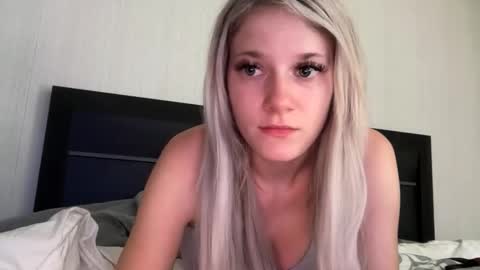 alexispaige06 online show from March 29, 4:29 pm