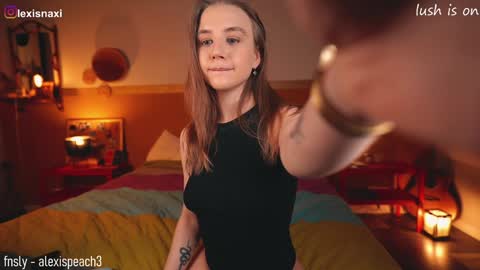 Snapshot of alexispeach chatting on February 2, 7:04 pm Alexis-- online show from February 2, 7:04 pm