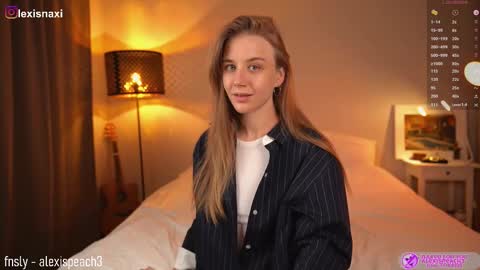 Snapshot of alexispeach chatting on October 17, 11:07 pm Alexis-- online show from October 17, 11:07 pm