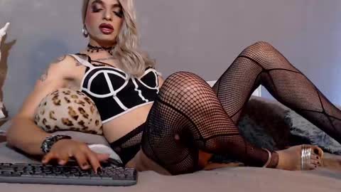 Alexjhonsson online show from April 20, 11:46 am