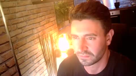 Snapshot of alexlive1 chatting on September 24, 10:57 pm alexlive1 online show from September 24, 10:57 pm