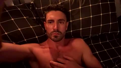 Snapshot of alexlive1 chatting on October 2, 11:45 pm alexlive1 online show from October 2, 11:45 pm