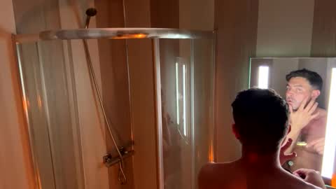 Snapshot of alexlive1 chatting on October 4, 10:08 pm alexlive1 online show from October 4, 10:08 pm