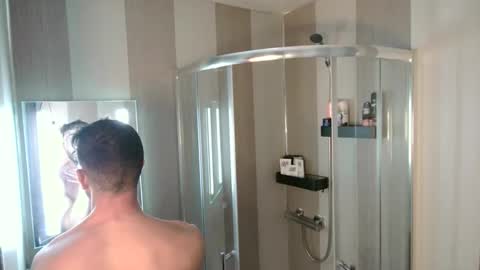 Snapshot of alexlive1 chatting on November 3, 9:59 pm alexlive1 online show from November 3, 9:59 pm