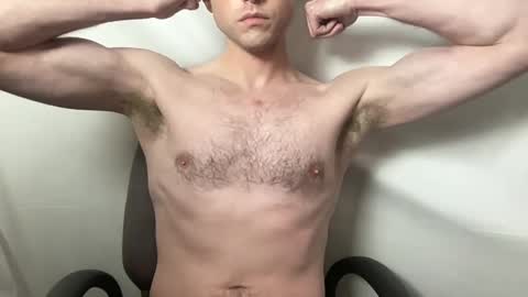 Snapshot of alexlongxxx chatting on November 2, 10:56 pm Alex Long online show from November 2, 10:56 pm