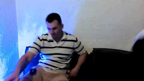 Alex online show from April 24, 7:05 pm