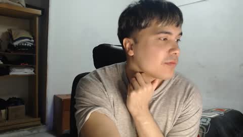 Snapshot of alexriversx chatting on May 3, 5:30 pm Alexander online show from May 3, 5:30 pm