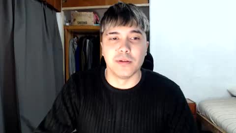 Snapshot of alexriversx chatting on May 24, 3:17 pm Alexander online show from May 24, 3:17 pm
