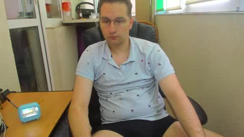 Snapshot of alexs9xtime chatting on May 16, 12:48 pm alexs9xtime online show from May 16, 12:48 pm