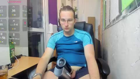 Snapshot of alexs9xtime chatting on June 22, 8:17 pm alexs9xtime online show from June 22, 8:17 pm