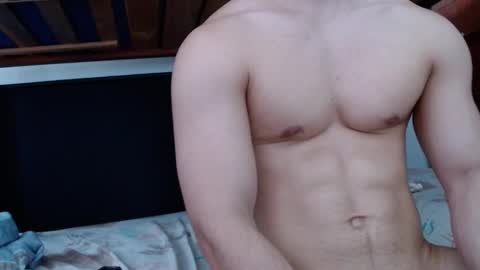 Snapshot of alexsb1998 chatting on March 1, 11:28 am alexsb1998 online show from March 1, 11:28 am