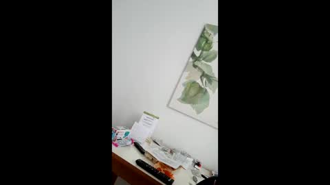 Snapshot of alexslut69 chatting on February 11, 11:26 am alexslut69 online show from February 11, 11:26 am