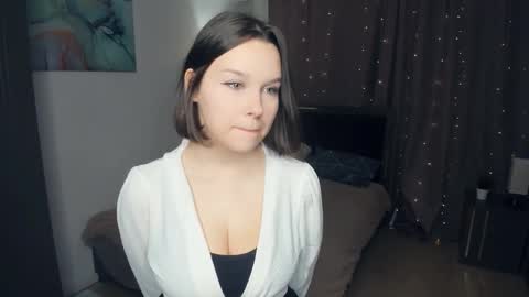 Alex online show from November 21, 8:18 pm