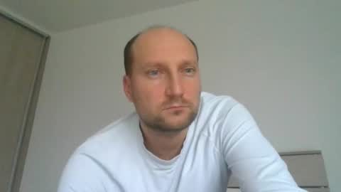 Alex online show from December 2, 8:19 am