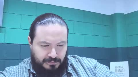 Snapshot of alextambet chatting on March 5, 12:55 pm alextambet online show from March 5, 12:55 pm