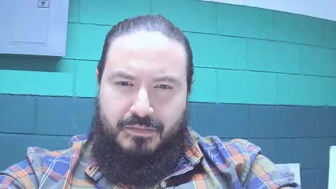 Snapshot of alextambet chatting on March 3, 2:23 pm alextambet online show from March 3, 2:23 pm