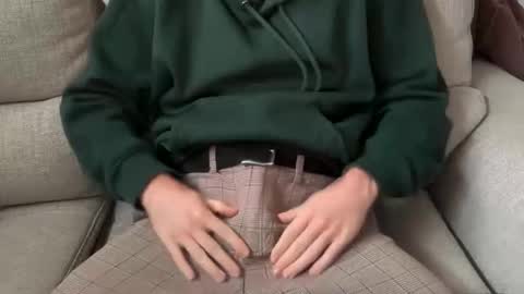 alexthetree online show from March 28, 5:12 pm