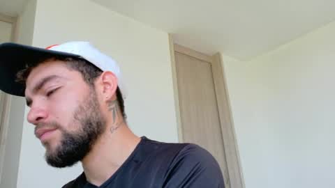 Alex online show from April 4, 6:16 pm