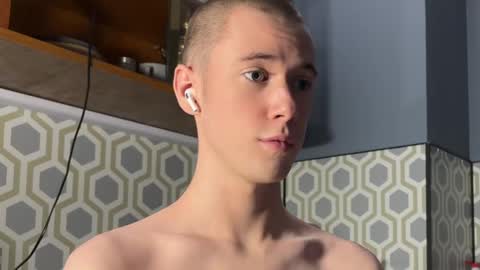 Alex online show from December 13, 12:09 am