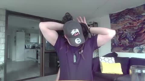 Alex online show from December 2, 3:23 am