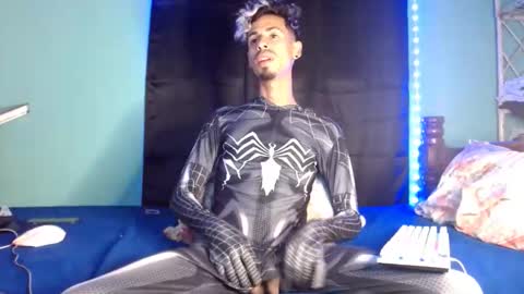 Snapshot of alexx_1214 chatting on November 7, 3:50 am Alexx online show from November 7, 3:50 am