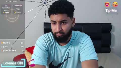 Snapshot of alexx_bbc_ chatting on December 5, 12:33 pm alexx_bbc_ online show from December 5, 12:33 pm