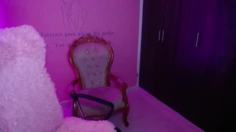 alexxa_1111 online show from September 14, 11:26 pm