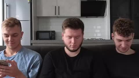 AlexDimaIgor online show from February 4, 9:15 am