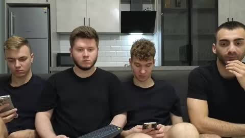 AlexDimaIgor online show from February 6, 8:45 pm