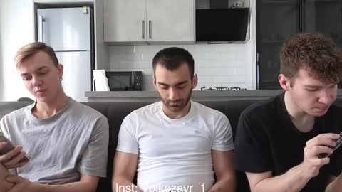 AlexDimaIgor online show from March 3, 8:53 am