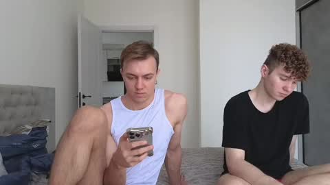 Snapshot of alexxx_d chatting on May 31, 9:05 am AlexDimaIgor online show from May 31, 9:05 am