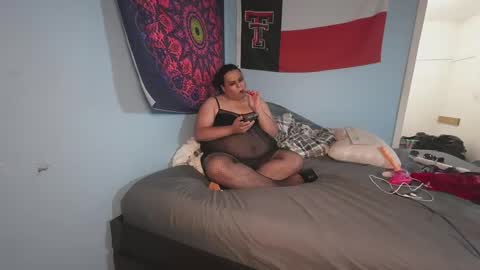 alexxxis2011x3 online show from September 15, 3:28 am