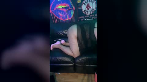 alexxxis2011x3 online show from April 27, 6:33 am