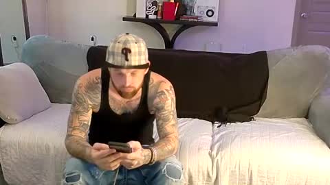 Snapshot of alexxxzander1 chatting on June 27, 7:52 pm Alex online show from June 27, 7:52 pm