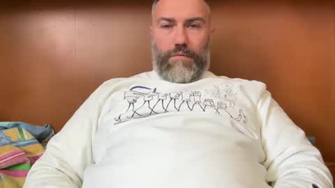 Snapshot of alfali chatting on October 5, 10:24 am alfali online show from October 5, 10:24 am