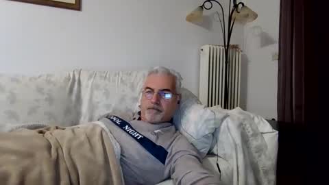 I wanna cum online show from February 11, 12:26 am