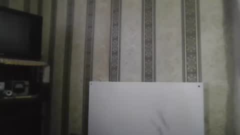 Snapshot of alferezsolvajo chatting on February 14, 9:28 am alferezsolvajo online show from February 14, 9:28 am