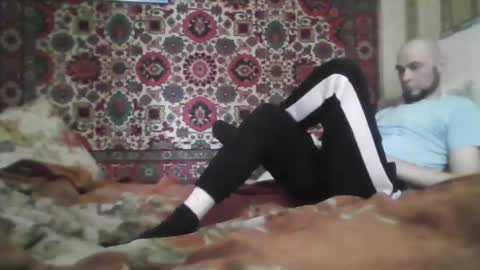 Snapshot of alferezsolvajo chatting on May 19, 10:32 am alferezsolvajo online show from May 19, 10:32 am