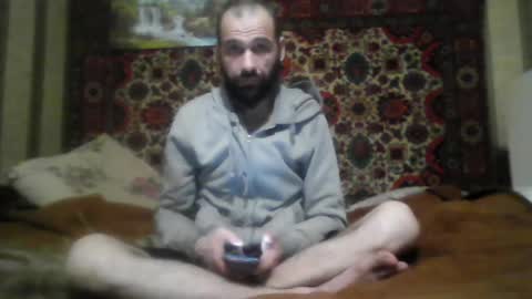 Snapshot of alferezsolvajo chatting on June 21, 12:24 am alferezsolvajo online show from June 21, 12:24 am