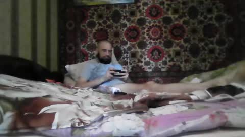 Snapshot of alferezsolvajo chatting on August 1, 8:46 am alferezsolvajo online show from August 1, 8:46 am
