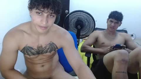 Snapshot of alfred_cantillo chatting on April 10, 4:06 am alfred_cantillo online show from April 10, 4:06 am