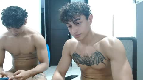 Snapshot of alfred_cantillo chatting on May 8, 3:12 am alfred_cantillo online show from May 8, 3:12 am